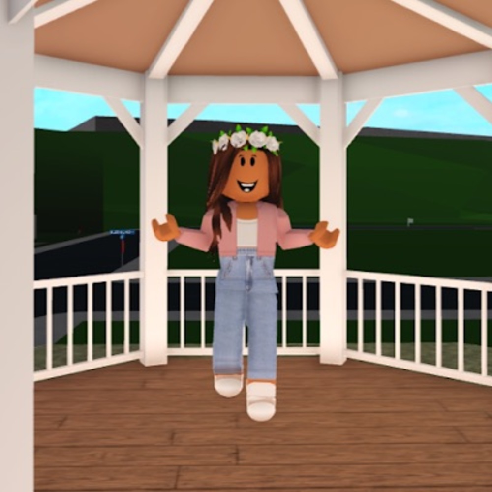 Meet your Posher, Sapphire ivory